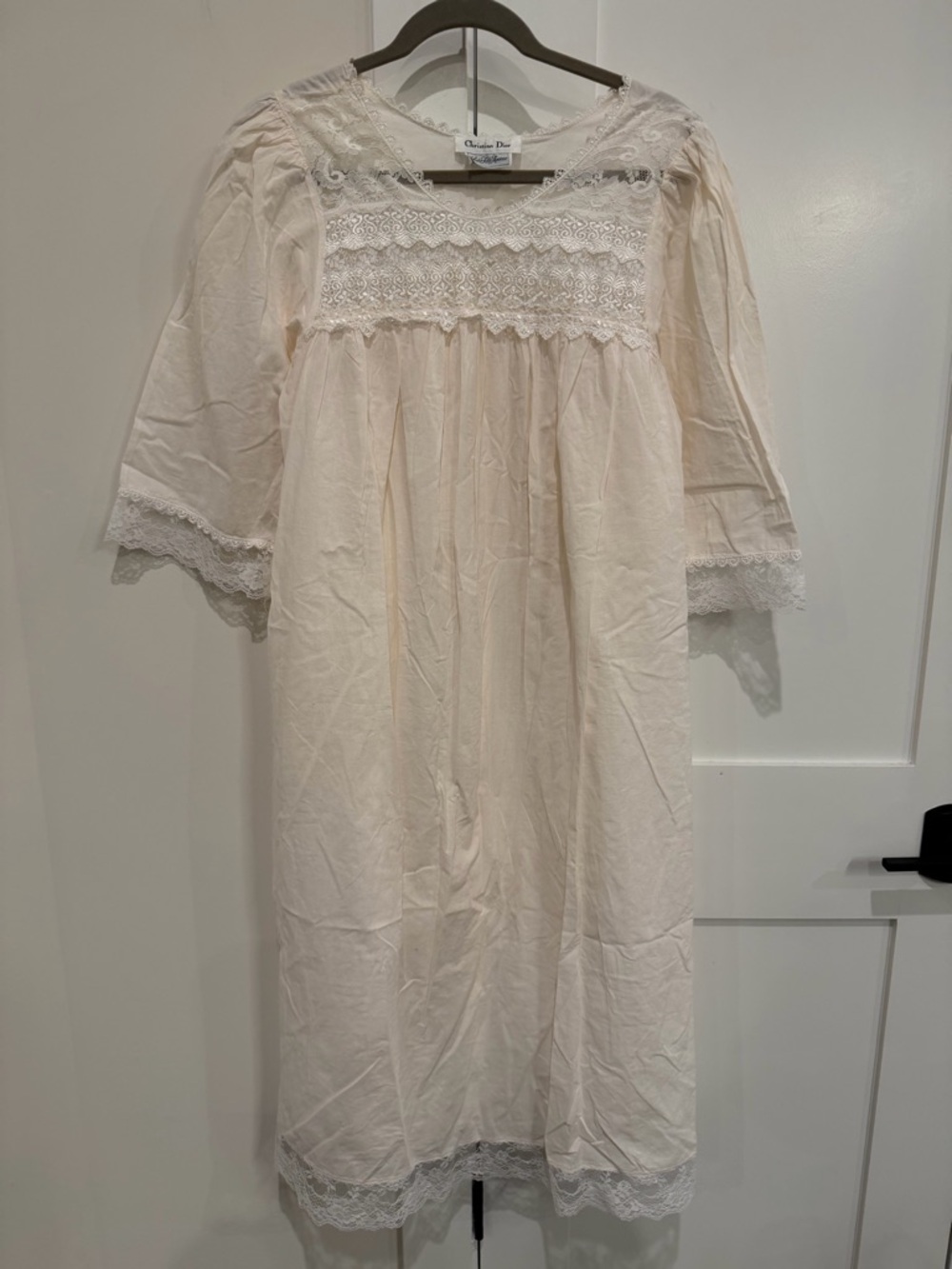 Christian Dior Vintage Peach Pink Nightgown W Ivory Lace Oversized OS Fit in EUC - Picture 5 of 13
